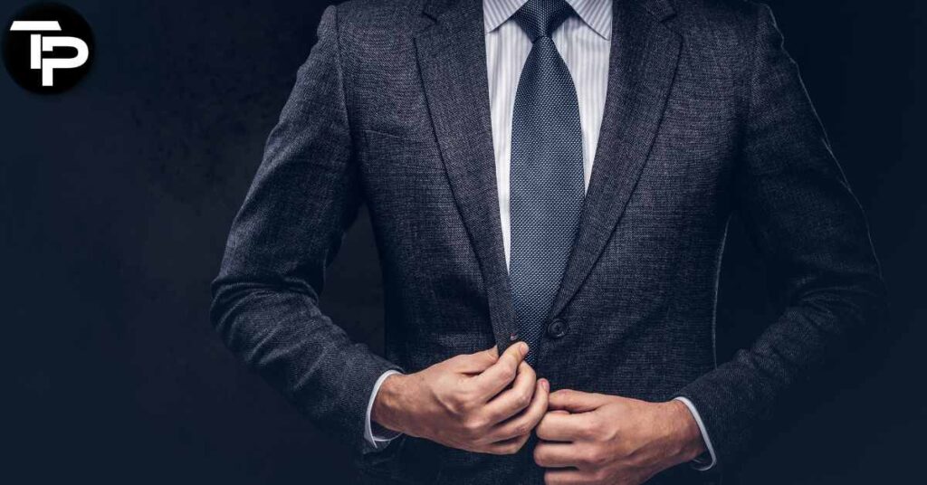 Difference Between Tuxedo and Dinner Suit