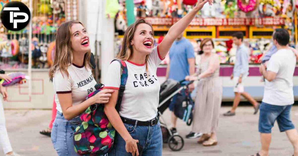 what's the difference in disneyland and disney world​

